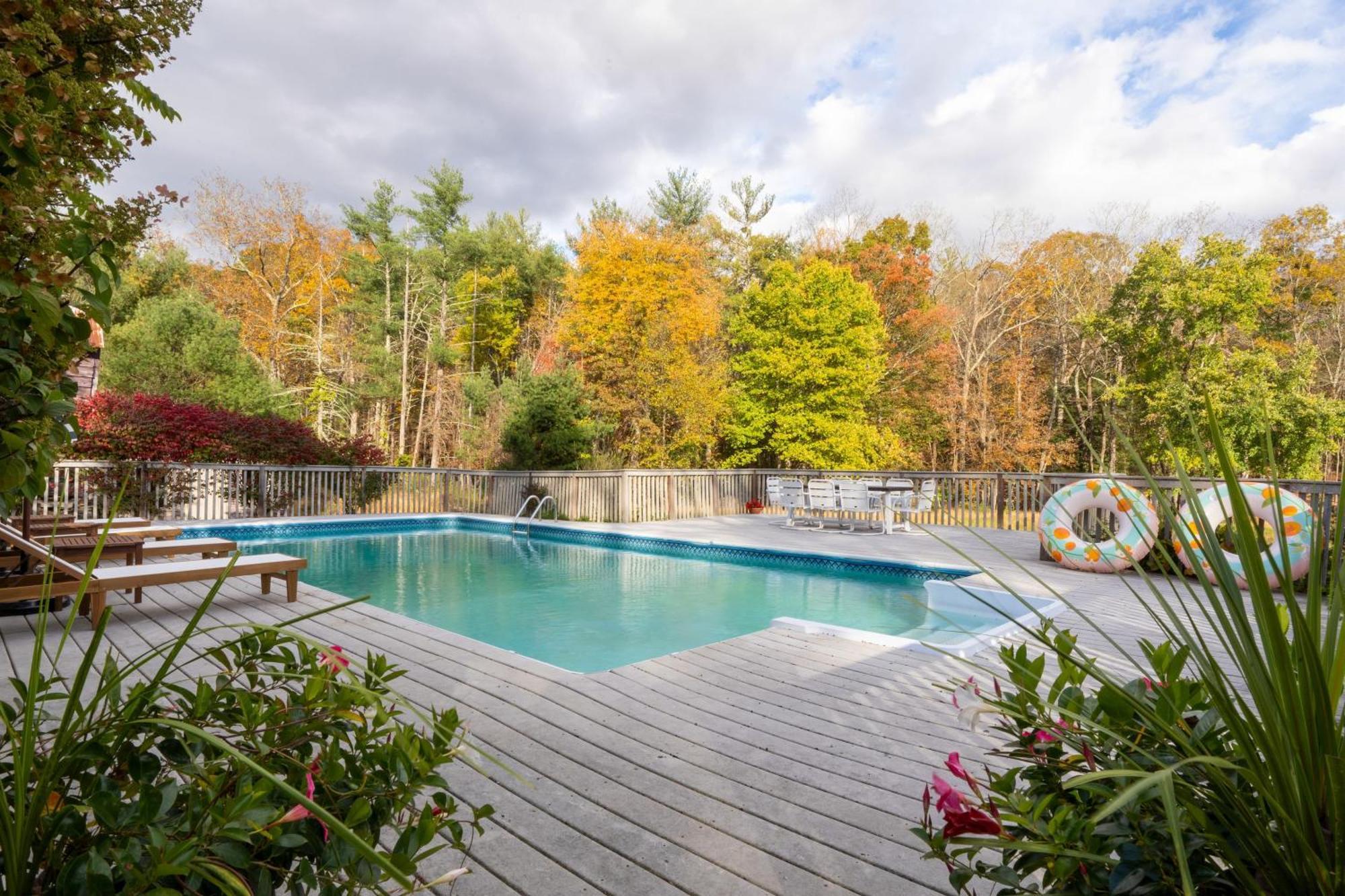 Cortland By Avantstay Charming Heritage Estate W Private Lake Pool Saugerties Exterior photo